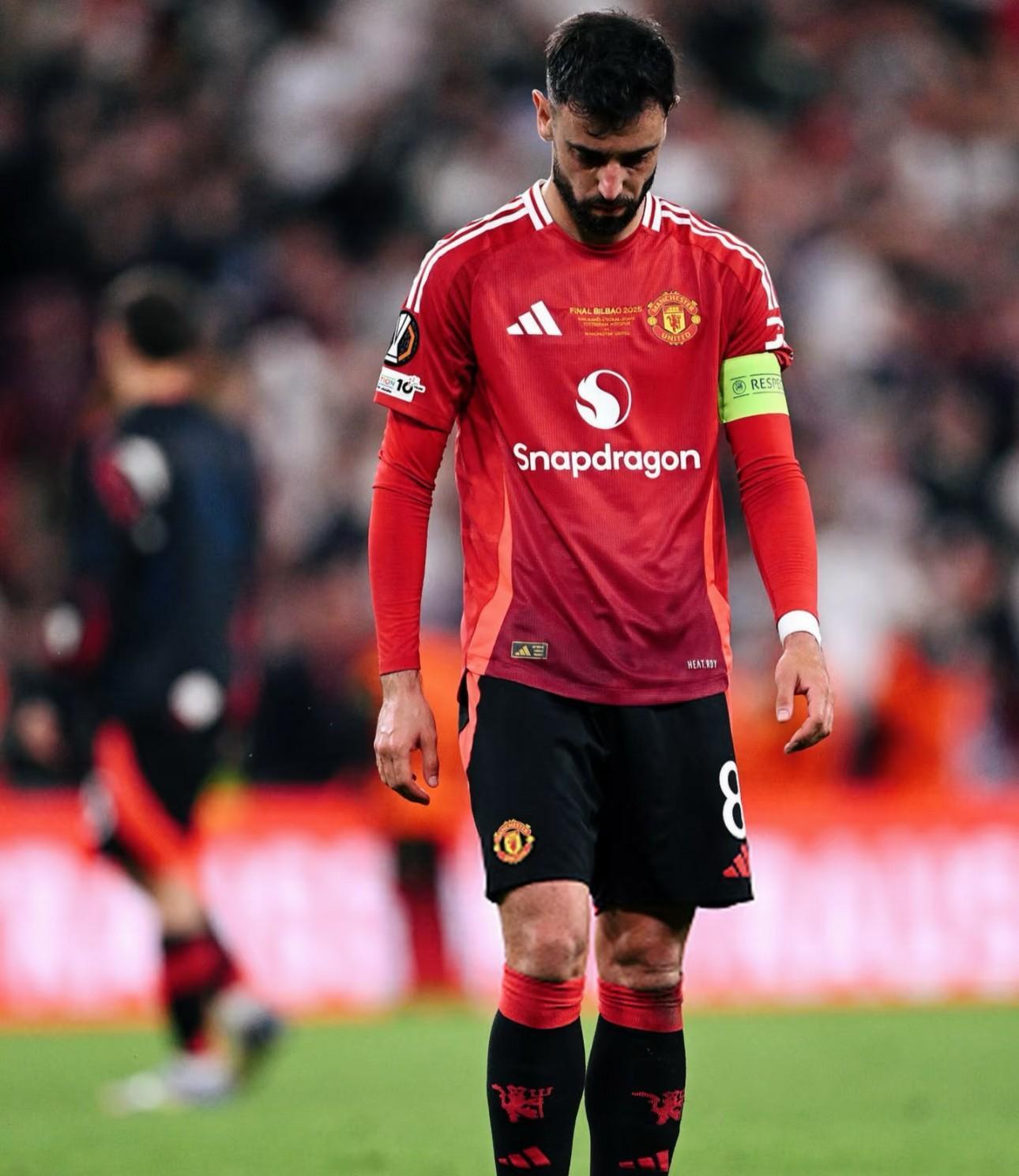 开云中国-2023欧冠决赛赛后国米全队哭泣